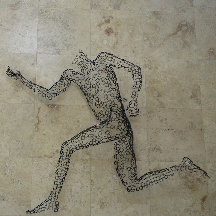 Sculptures Capture Bodies in Motion