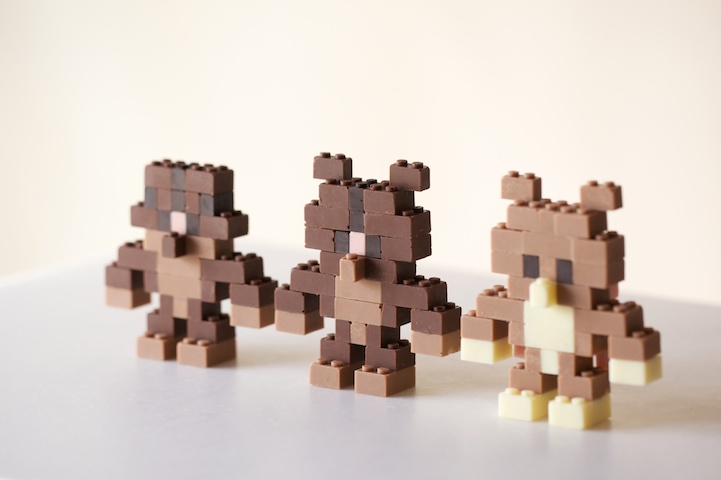 Chocolate LEGO three little bears chocolate LEGO bricks