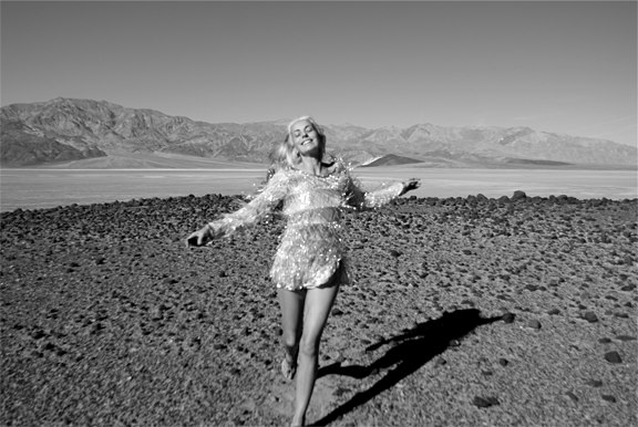 yasmina rossi empowering women