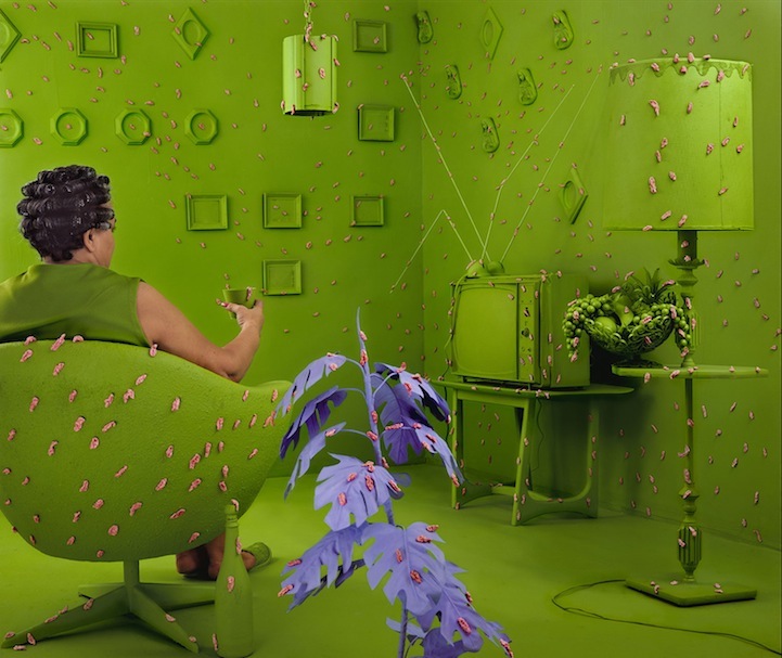 sandy skoglund surreal sets non-photoshopped scenes surrealism photography