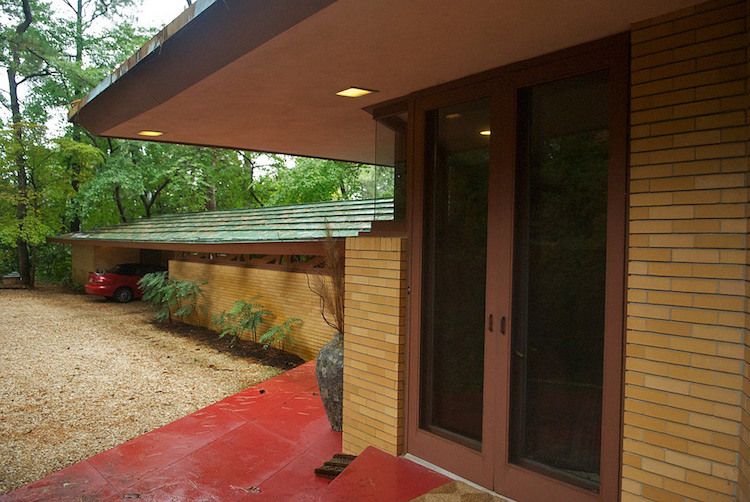 Nature Inspired Exterior Design