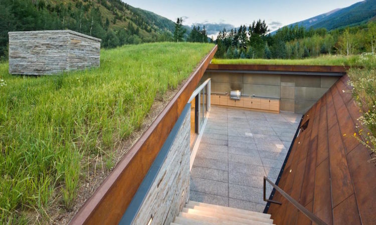 Green Roofed Guesthouse Buried Underground
