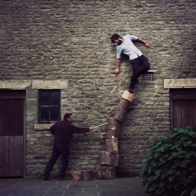 Life Turned Upside Down (15 photos)