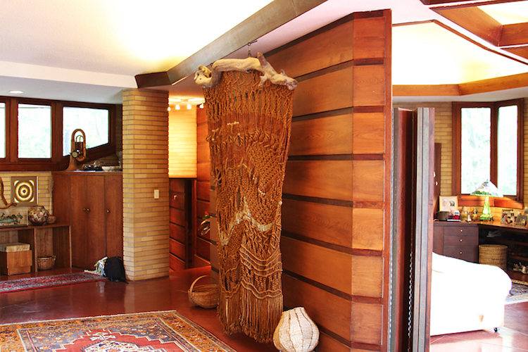 Linear Designs Throughout The Cooke Home