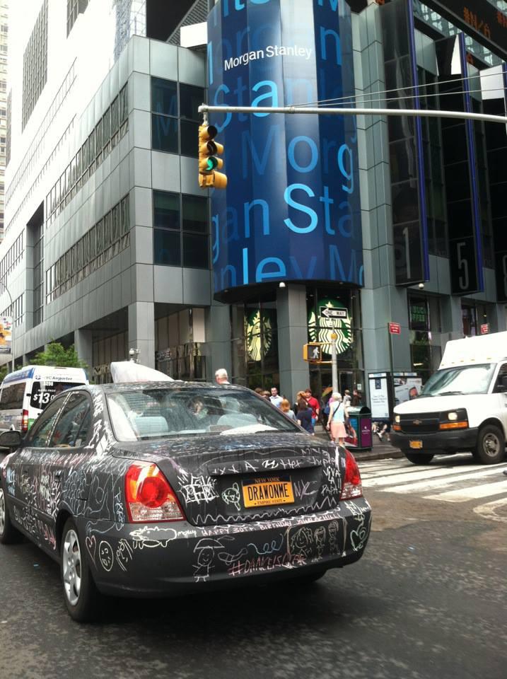 Car Covered in Chalkboard Paint Invites People to Draw On It