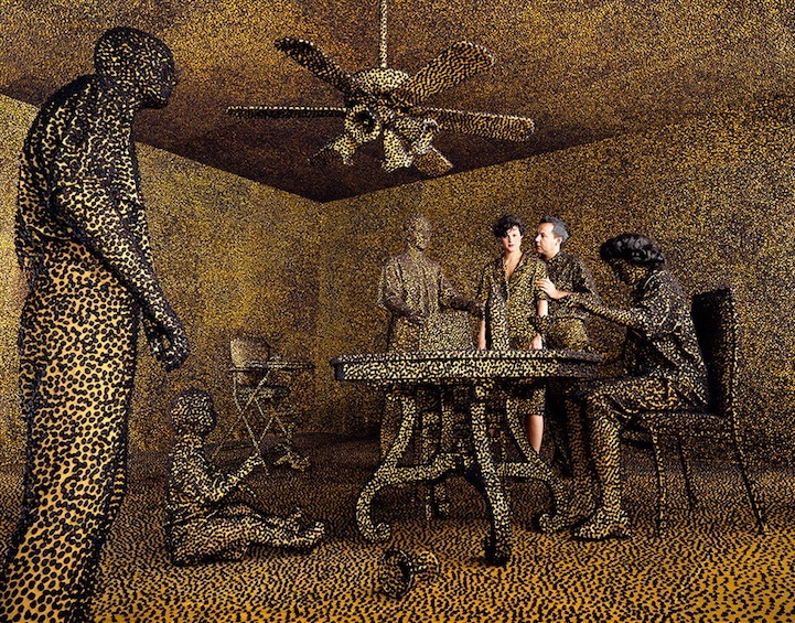 sandy skoglund surreal sets non-photoshopped scenes surrealism photography